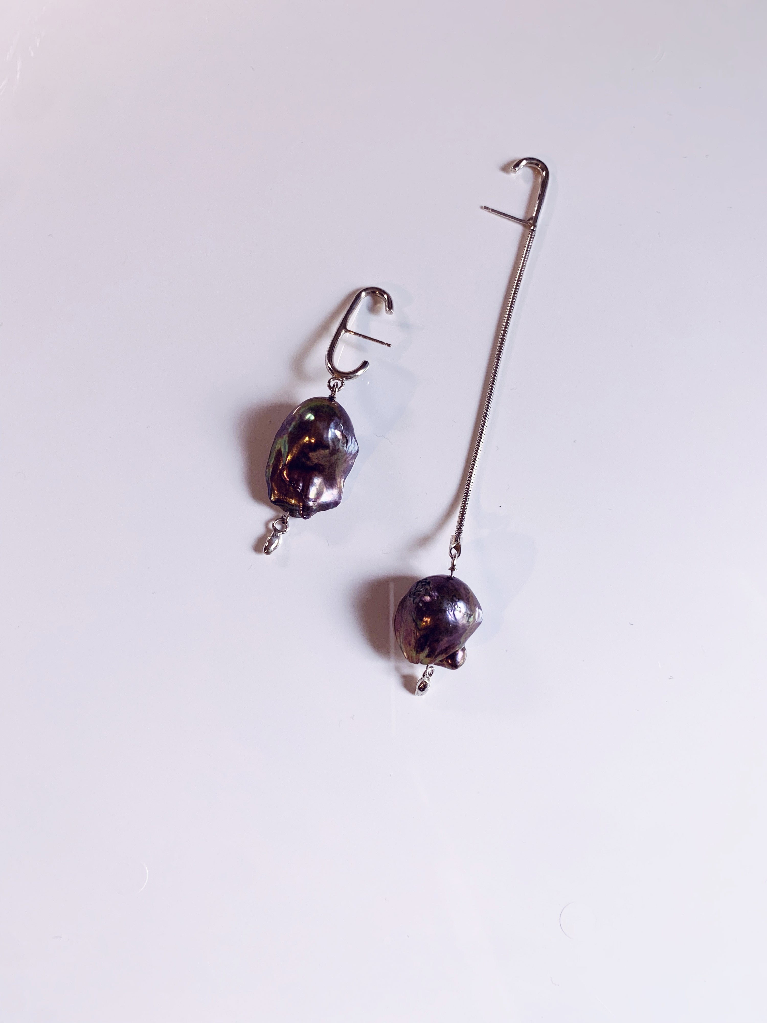 EON PEARL EARRINGS